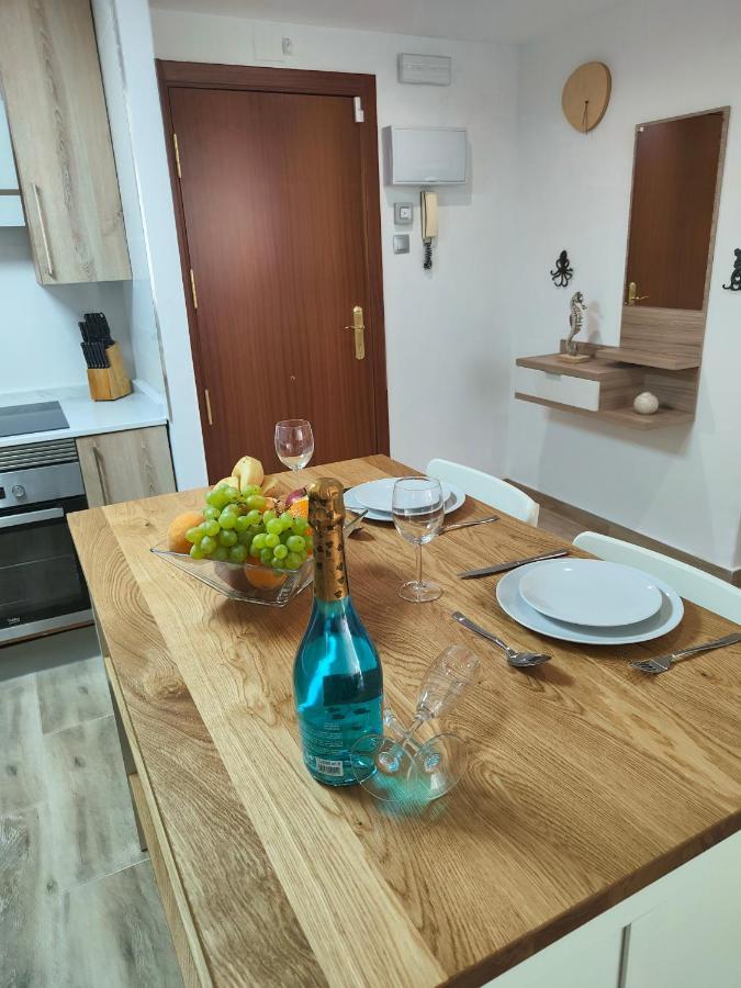 City Central Apartment With Large Patio By Namaste Elite トレモリノス エクステリア 写真